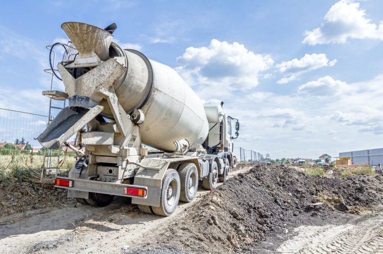 pusat beton ready mix picture